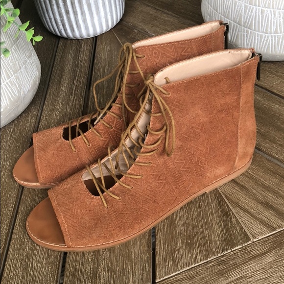 Kelsi Dagger Shoes - Kelsi Dagger Brooklyn Hendrix Gladiator Sandal 10